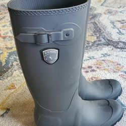 Rain Boots Size 10 Never Used