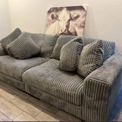 Lindyn Fog Modular Sofa