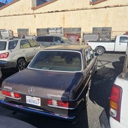 1985 Mercedes-Benz 300
