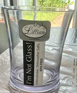 New Acrylic glass, Lilian