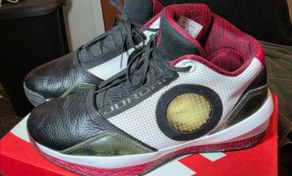 Air Jordan 2010 – Black/Red/White – Size 10 – Great Condition
