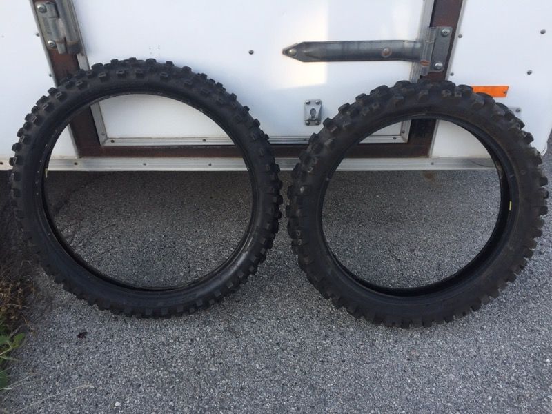 Dunlop tires dirt bike