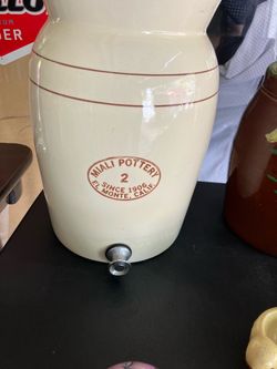 Vintage Miali Pottery 2-Gallon Ceramic Beverage Crock