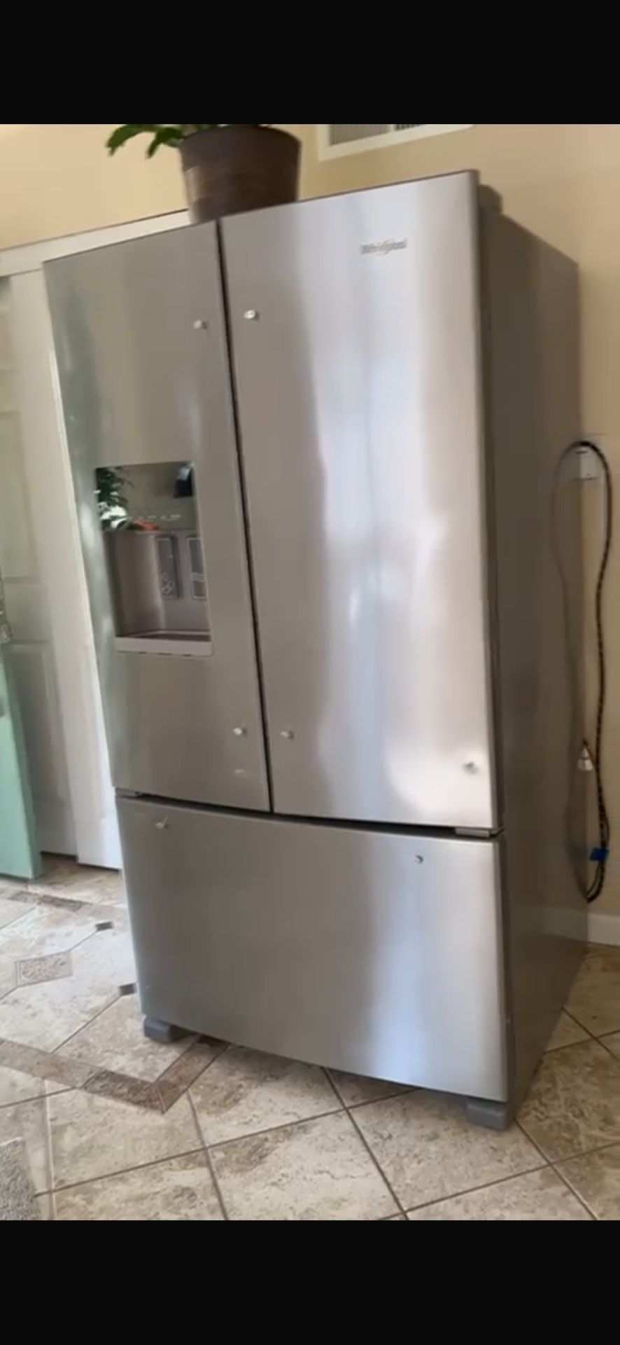 Whirlpool Double Door Refrigerator/Freezer 