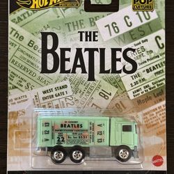 Hot Wheels Premium Hiway Hauler Pop Culture