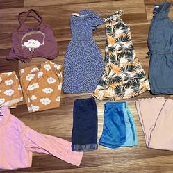 Girls clothes size 4