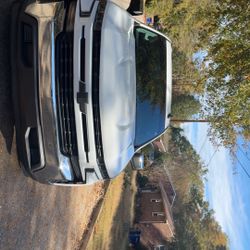 2019 Chevrolet Silverado 1500 Crew Cab LT 5.3L  V8