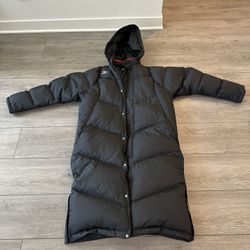 Parka/Winter Coat (NEVER WORN)