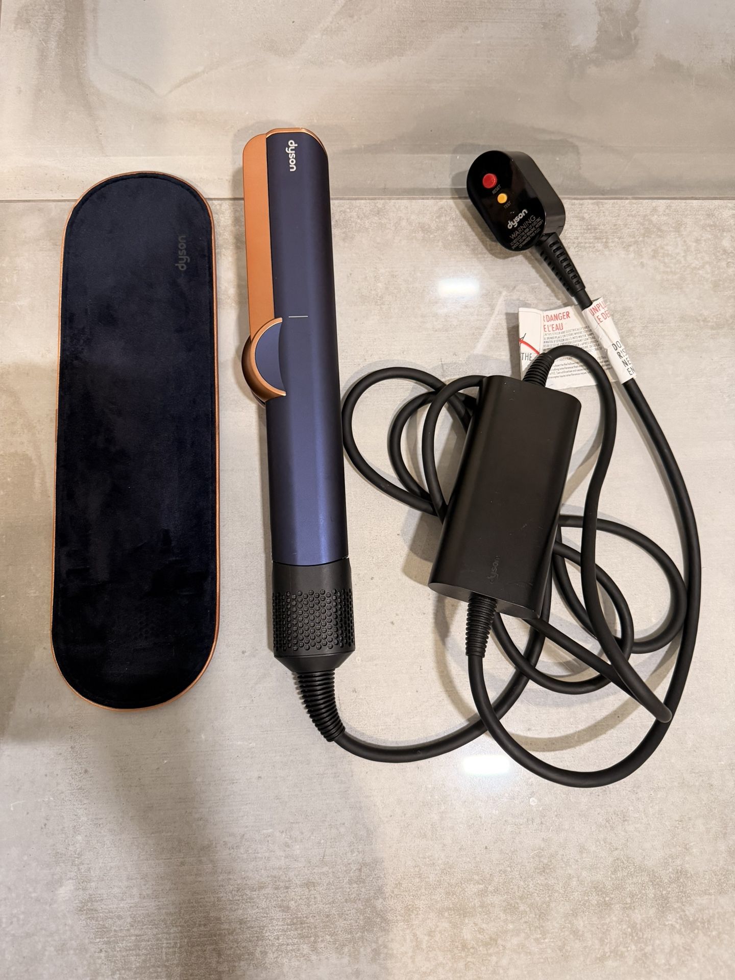 Dyson Airstrait Straightener 