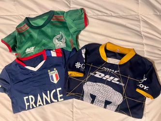 Kids soccer jerseys size 4/5