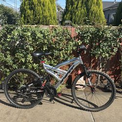 26 INCH MOUNTAIN BIKE