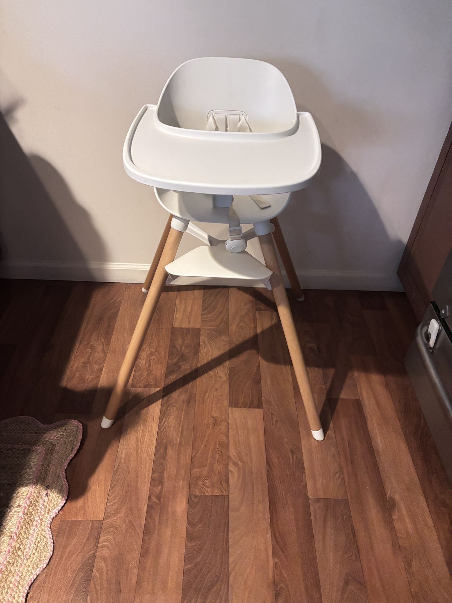 Lalo High chair 