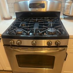 GE Gas Stove