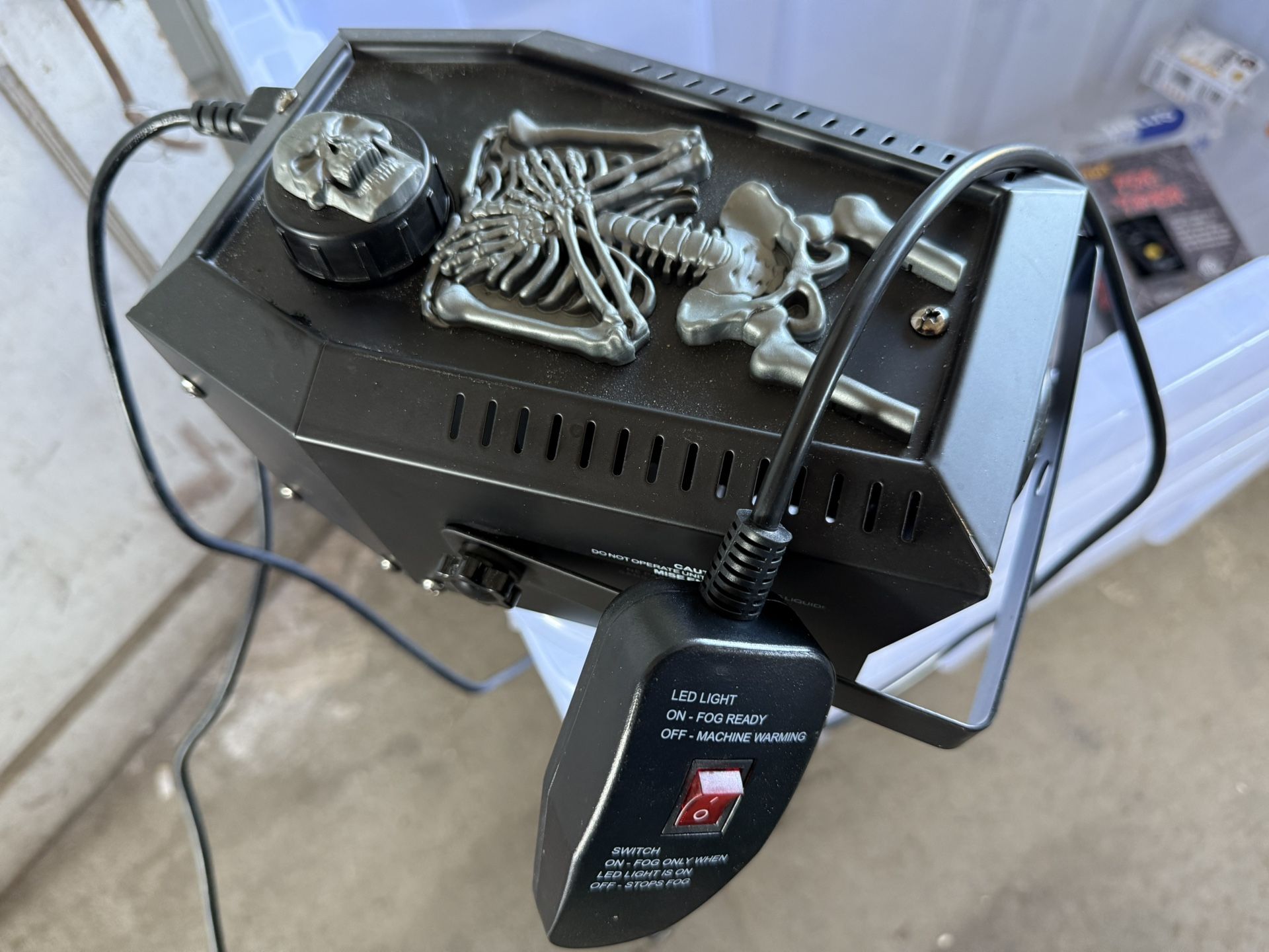 400 Watt Fog Machine With Wired Controller Switch 