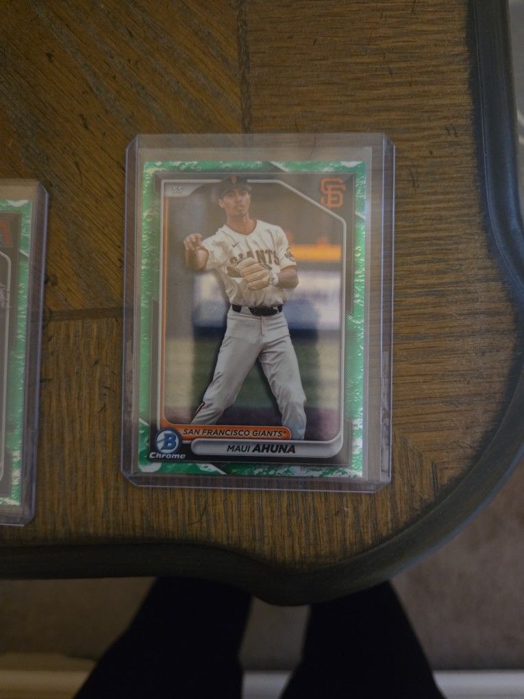 2 Bowman Chrome Green Lunar Refractor Card Lot