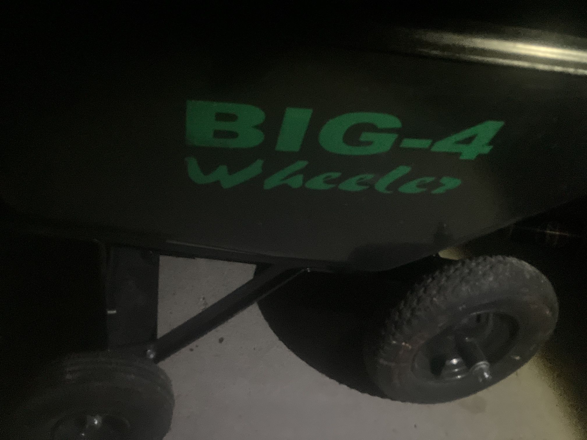 Big 4-wheel Barrow
