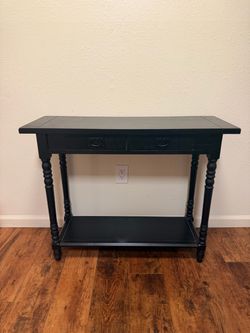 Black Entry Table