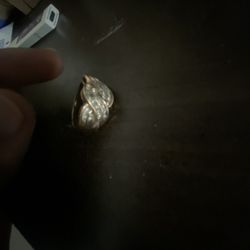 10k Ring Low Diamond Quality 
