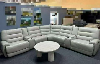 7-piece Leather Power Zero Gravity Reclining Sectional with Power Headrests，$2280