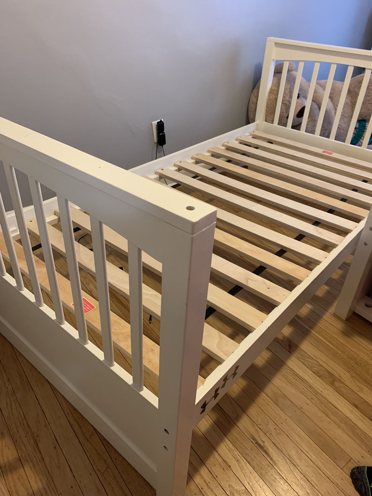 Twins size bed frame