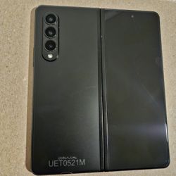 Z Fold 3 • 256 GB • VERIZON Only • Refurbished  (Price Firm)