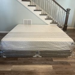Leesa Sapira Hybrid King Mattress