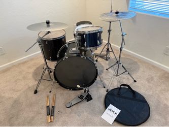 4 piece drum set 22 12 16 14” chrome snare Sabian 16 thin crash B8 pro HH 20” new quiet ride PDP throne Stands $335 cash 2401 n Euclid ave Upland 9178