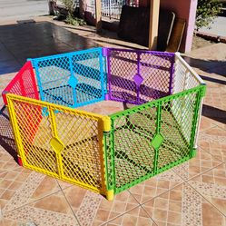 Kids playpen