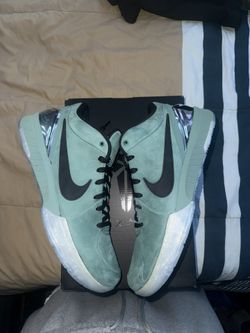 Nike Kobe 4 Girl Dad Size 12