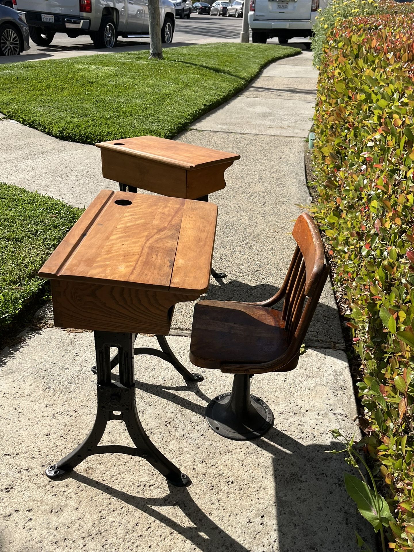 Antique School Desks And Chair