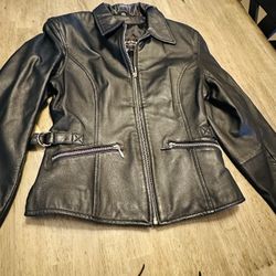 WILSON LEATHER JACKET SIZE XL  PERFECT CONDITION LIKE NEW 
