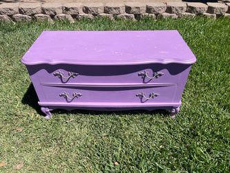 Toy chest
