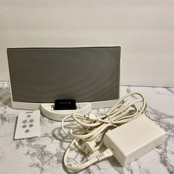 Bose SoundDock with Bluetooth Adapter