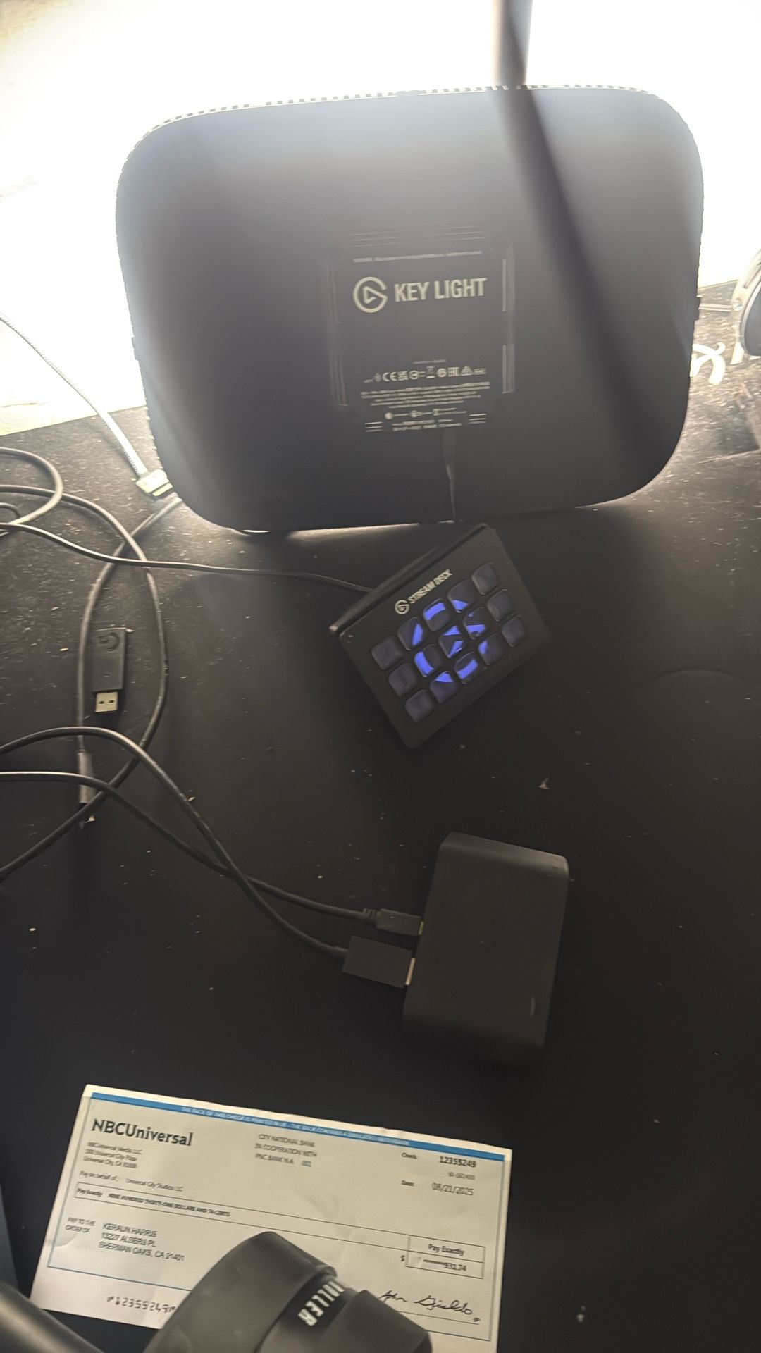 Elgato Key Light HD-60 Capture Card And Stream Deck