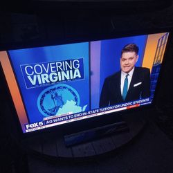 42 INCH SAMSUNG 1080P HDTV WITH ROKU REMOTE CONTROL $125 FINAL PRICE READ DESCRIPTION AND SEE 👀 ALL PICTURES 