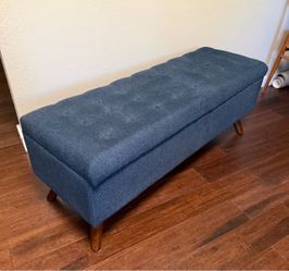 Blue Tufted Upholstered Storage Bench