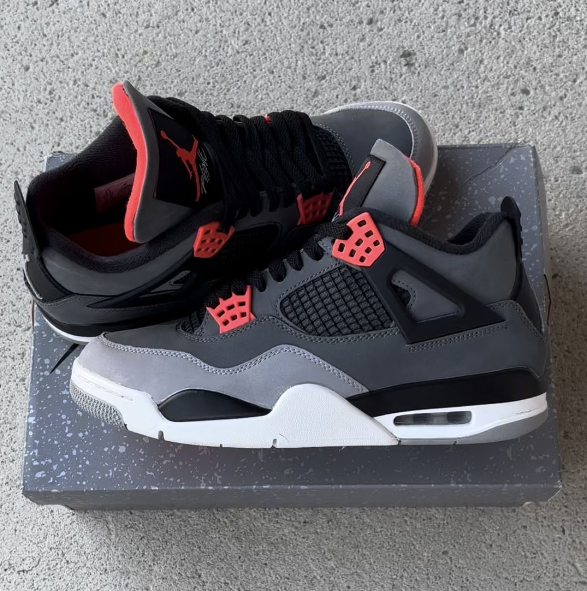 Jordan 4 Infrared