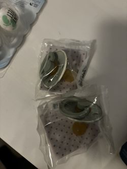 Bibs Pacifiers 