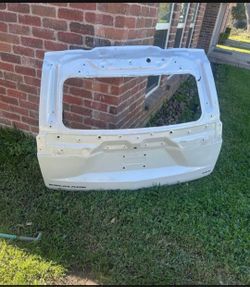 TAILGATE ESCALADE 21-25