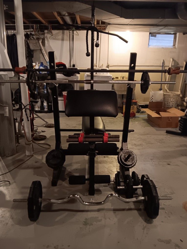 Marcy Nexxus Exercise Machine and Weight Set