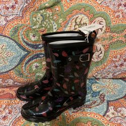 New Woman’s Capelli Rain Boots Size 6