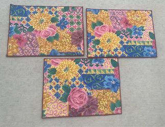 Set of 3 Floral Placemats (17x12.5”)