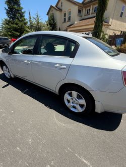 Nissan Sentra 2008 (Clean Title)