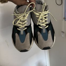 Yeezy Boost 700 Wave Runner