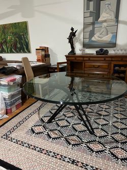Round table for 8 glass beveled iron 3 legged pedestal