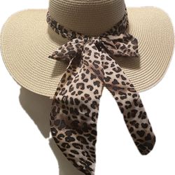 Wide brimmed Sun hat