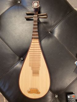 Chinese Lute