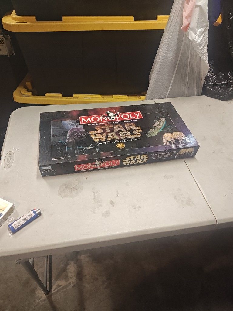 Star wars Monopoly Game New