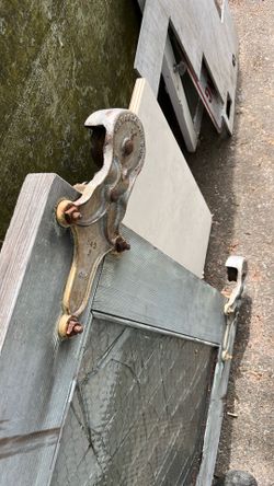 Antique barn door hardware
