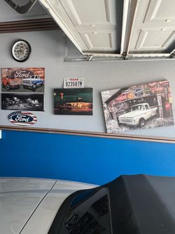 Ford signs